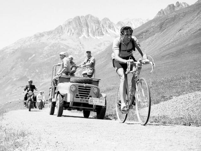 Fausto Coppi vince il Giro d'Italia