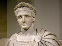 Antemio emperador de Occidente y general de Oriente.