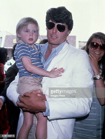 Has son, Matthew Exton Reeve