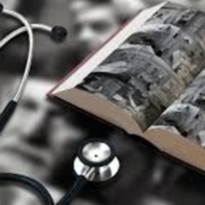 Timeline: Línea del tiempo sobre la Gerontología y Geriatría en México