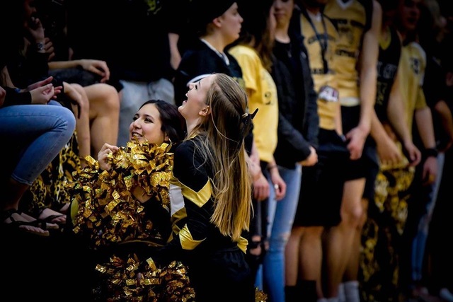 I joined the cheer team!