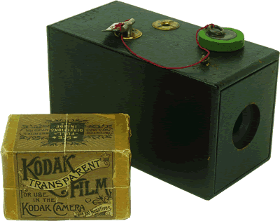 Sale al mercado una cámara que utilizaba carretes de 100 fotos