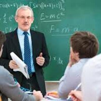 Timeline: EVOLUCIONES HISTORICAS DEL MAESTRO Y SUS CONCEPCIONES