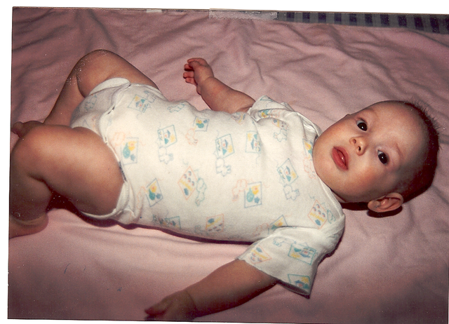 I was born to Barbara and Kerry Carlee at 10:35 AM