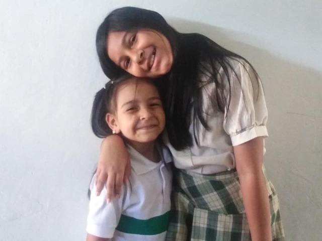 ANGELY SE GRADÚA DE PRIMARIA