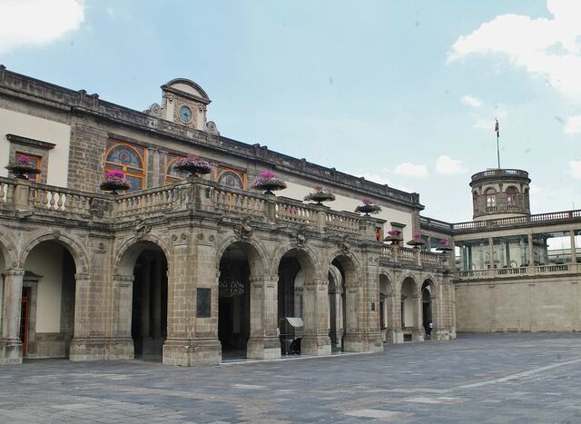 Se divide el Museo Nacional Mexicano