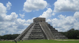 Timeline: Sobrevolando el fin del mundo Maya.