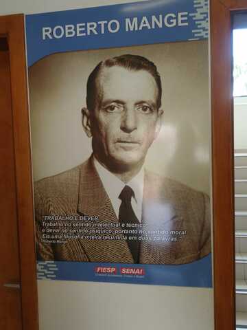 Documento textual Roberto Mange