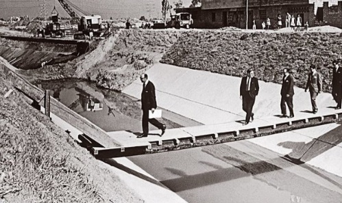 Compra acueducto- Colombia mejora relaciones con EEUU