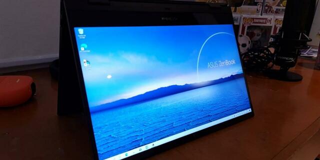 ASUS ZenBook Flip S: un convertible de lujo hecho computador portátil