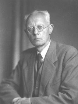 Вольфганг петерсен 2022. Петерсена. Петерсена. Карин петерсен. Вольфганг петерсен троя.