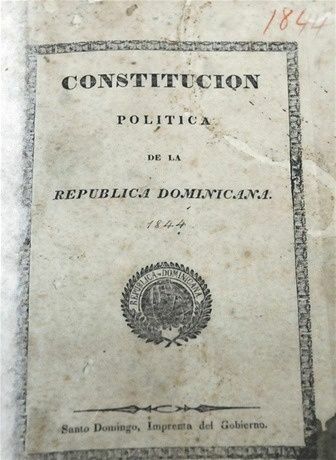 Primera Constitución