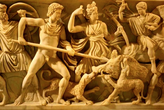 Los romanos imponen el dominio directo de Roma en Grecia y Macedonia.