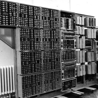 Timeline: Historia de la Computadora