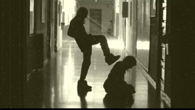 Se elabora la Declaración de Tokio (Helsinki II) donde se revisan los postulados de Nuremberg y Helsinki I, introduciendo la necesidad de contar en cada caso con un Comité evaluador independiente.