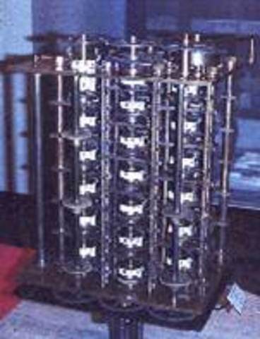 PRIMERA PROGRAMADORA