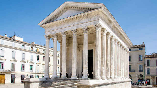 Maison Carrée