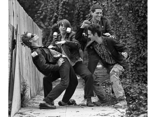 Red Hot Chili Peppers Band is formed