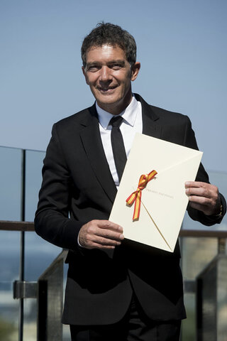 NATIONAL CINEMATOGRAPHY AWARD