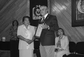 1963 se nombra Secretaria General a María de Jesús