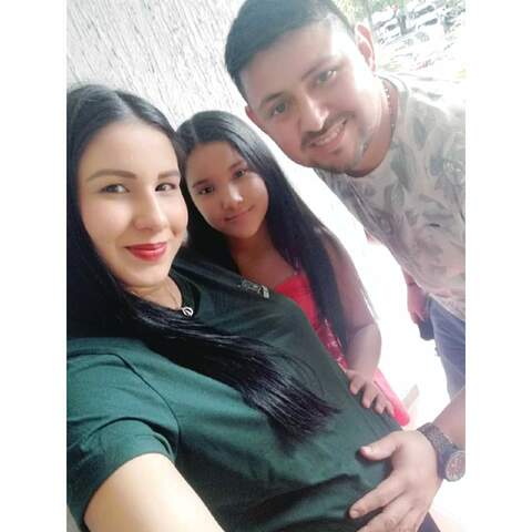 ESPERANDO A MI HERMANITO VALENTÍN