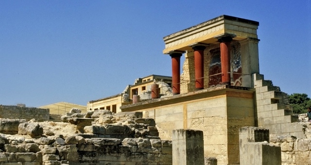 Construcción del palacio de Cnosos
