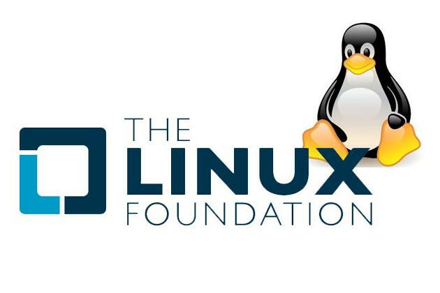 Se crea la fundación Linux