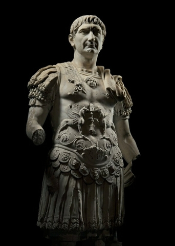 Inicio del gobierno de Trajano