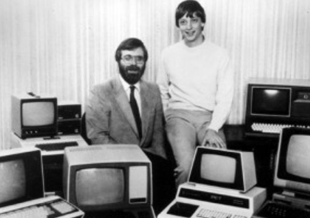 Microsoft fue creado por Bill Gates y Paul Allen