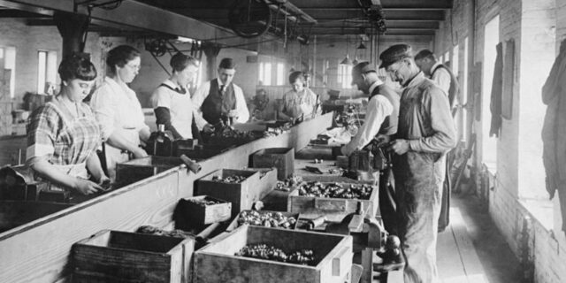 La Empresa en el s. XX (capitalismo Fianciero)