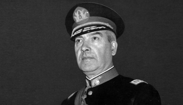 La CIA pago para deshacerse del General Rene Schneider, comandante del ejercito popular que defendía los derechos constitucionales de Allende