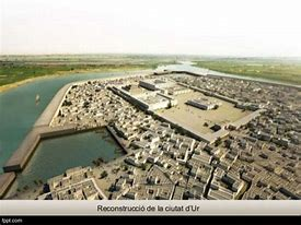 Fundació de les primeres ciutats-estat a la regió.