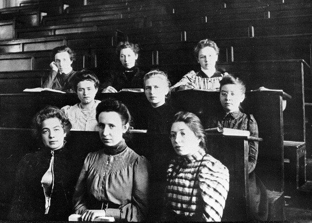 Dones a la Universitat d'Oxford