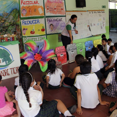 Timeline: EDUCACIÓN AMBIENTAL EN COLOMBIA