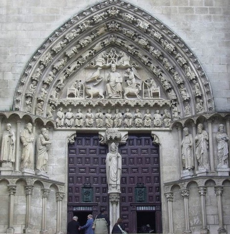 Puerta del Sarmental