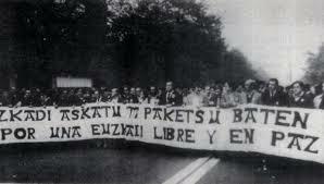 9 de mayo Primera manifestación en Bilbao