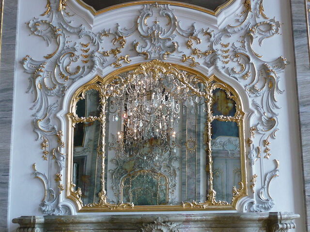 Estucos y espejo rococó en el palacio de Ludwigsburg - Rococo