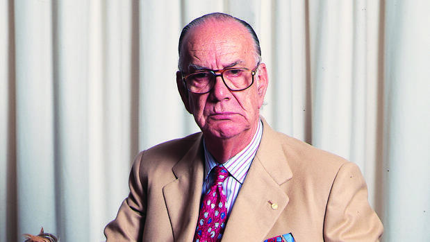 Camilo José Cela gana el Premio Nóbel de Literatura