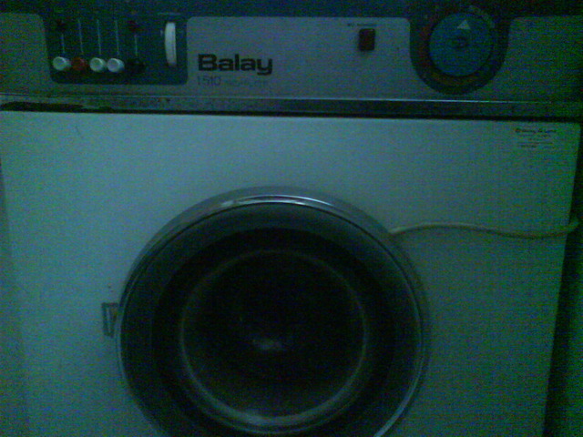 CONSERVO LA LAVADORA DE MI ABUELA