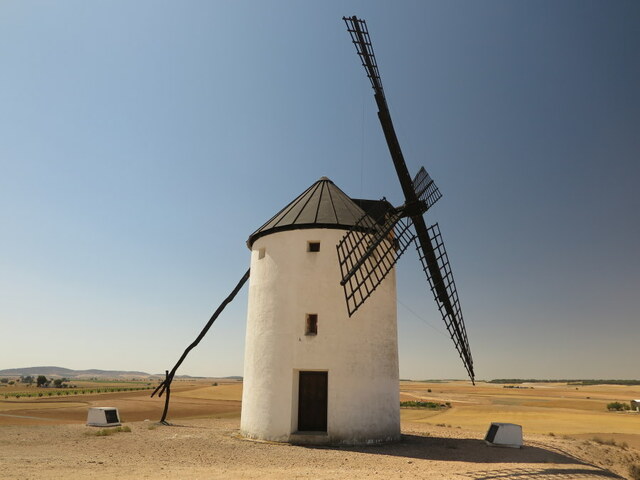 MOLINO DE VIENTO