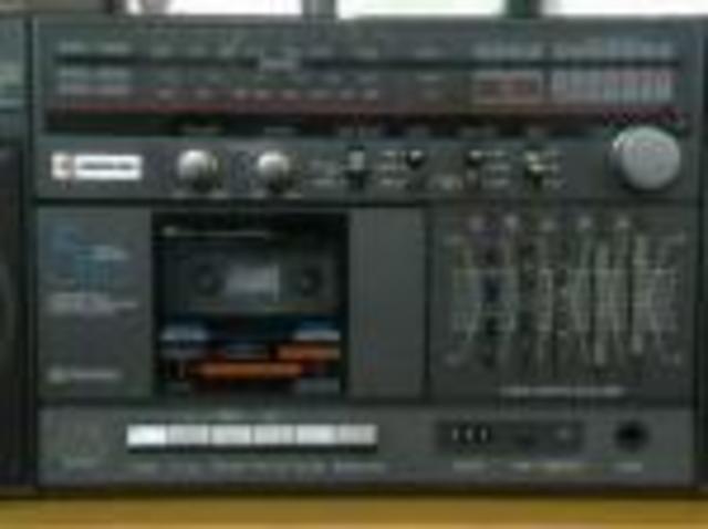 MINICADENA DE MÚSICA