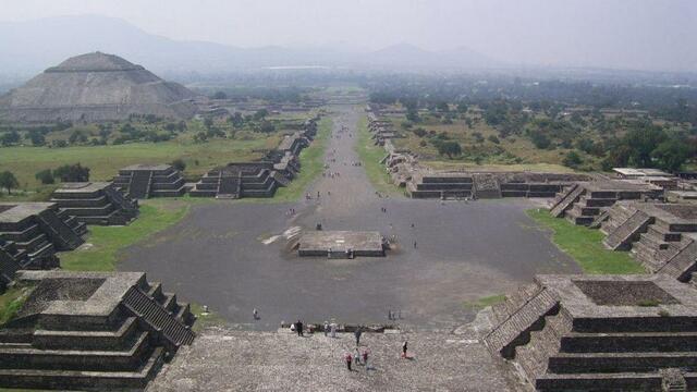 Caída de Teotihuacán