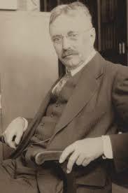 Graham Lusk (1866 – 1932) de Connecticut, estudió calorimetría en Alemania.
