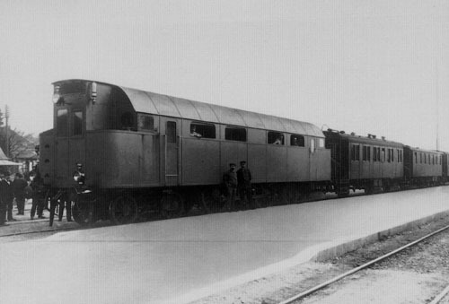 Primera locomotora diésel