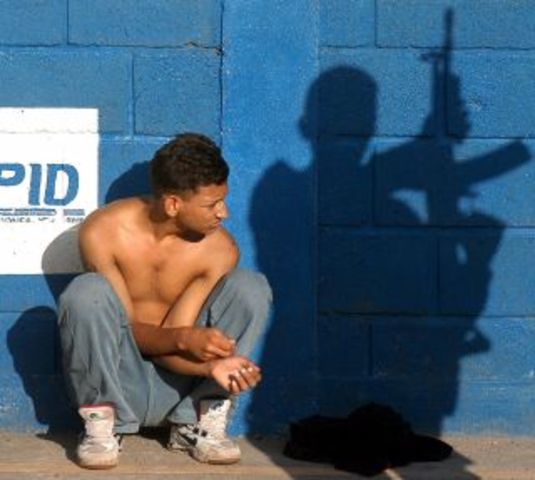 Inicia el conflicto armado