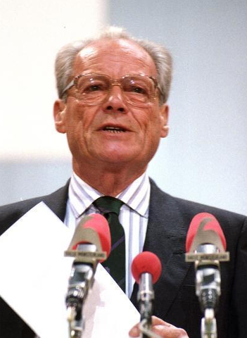 Willy Brandt eletto primo presidente della Repubblica Federale Tedesca