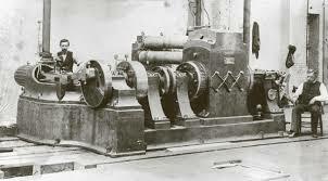 PRIMERA CENTRAL ELÉCTRICA