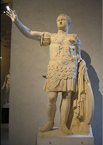 Tito Flavio es proclamado emperador