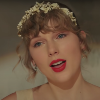 Timeline: Taylor Swift- Melissa Olmos(21), Maria Paula Zanotelo(28) e Maria Clara Blini(2)