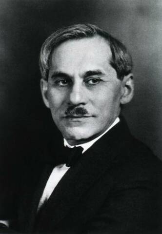 Phoebus Aaron Theodor Levene (1869-1940)